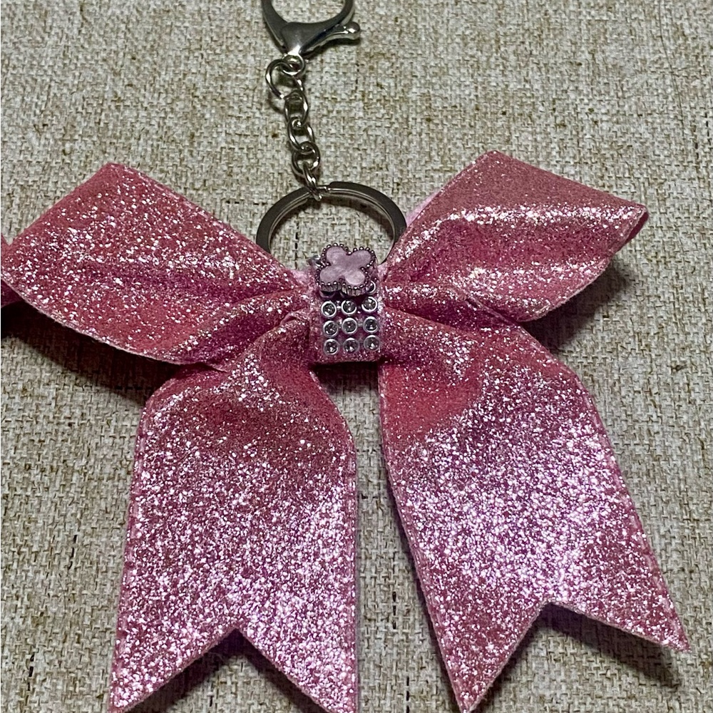 Source Unknown Pink Glitter Bow Key Holder - Picture 8 of 13